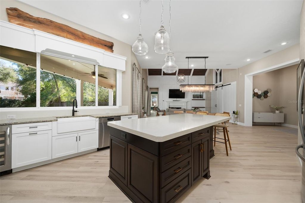 Image 11 of property listing at 691 SW 136TH STREET, Newberry, FL 32669