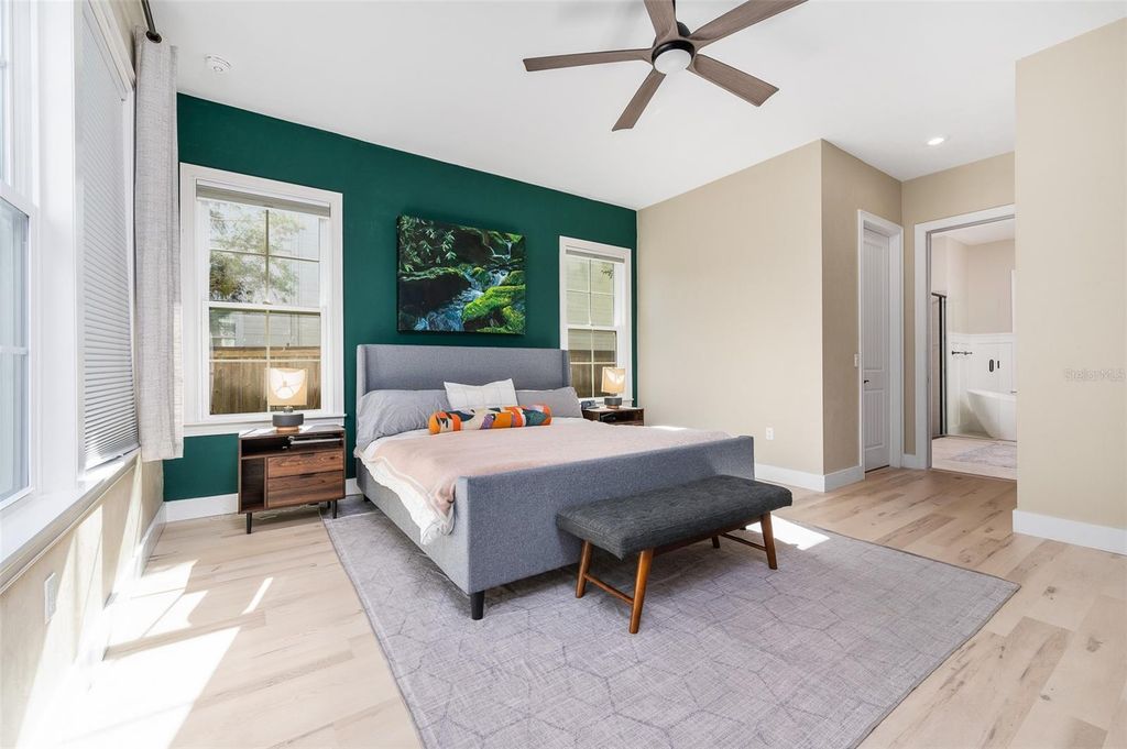 Image 23 of property listing at 691 SW 136TH STREET, Newberry, FL 32669