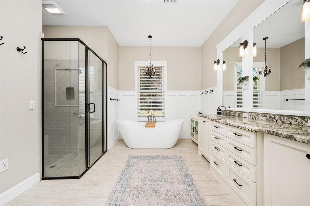 Image 28 of property listing at 691 SW 136TH STREET, Newberry, FL 32669