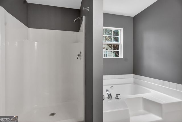 320 Old Pond Road, Lagrange, GA 30241