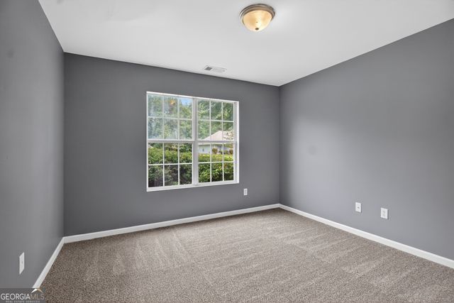 320 Old Pond Road, Lagrange, GA 30241