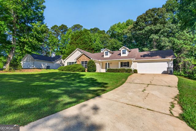 320 Old Pond Road, Lagrange, GA 30241