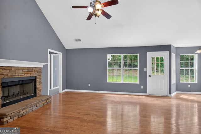 320 Old Pond Road, Lagrange, GA 30241