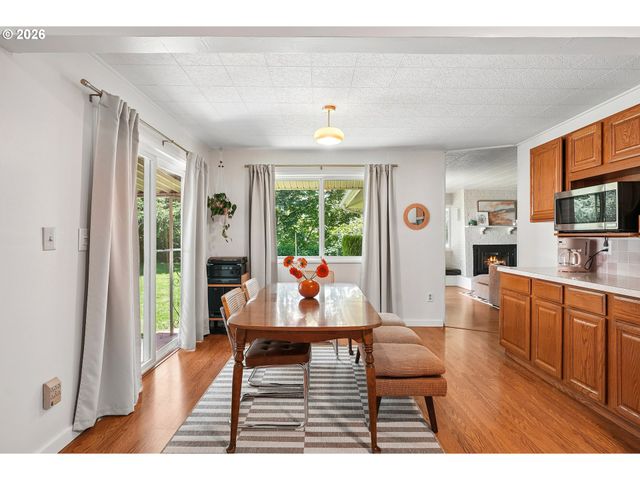 9006 N GILBERT Ave, Portland, OR 97203