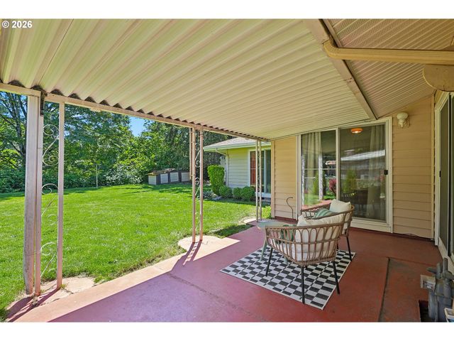 9006 N GILBERT Ave, Portland, OR 97203
