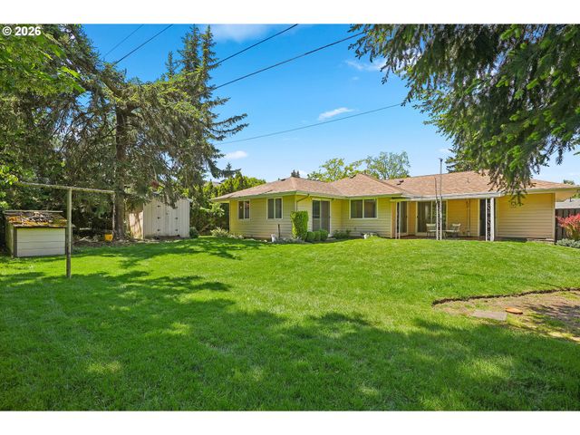 9006 N GILBERT Ave, Portland, OR 97203