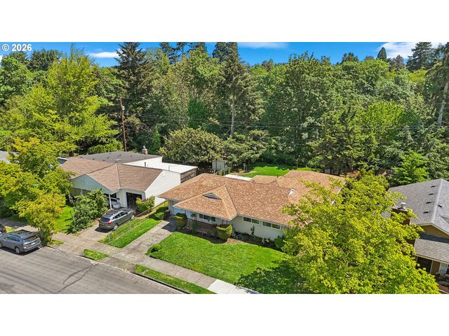 9006 N GILBERT Ave, Portland, OR 97203