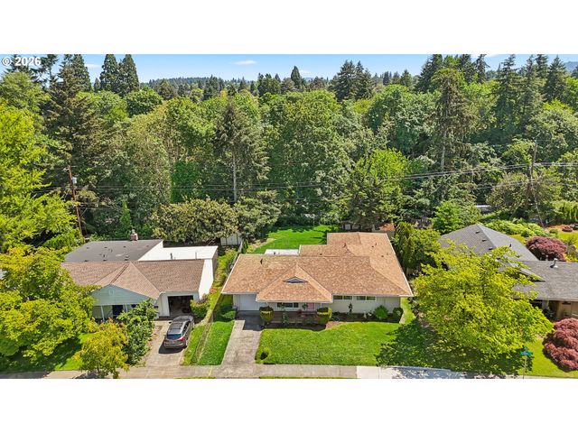 9006 N GILBERT Ave, Portland, OR 97203