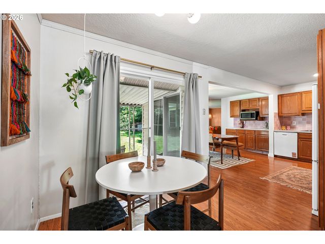 9006 N GILBERT Ave, Portland, OR 97203