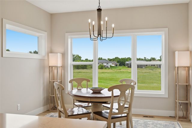 3008 Prairielight Court, Hiawatha, IA 52233
