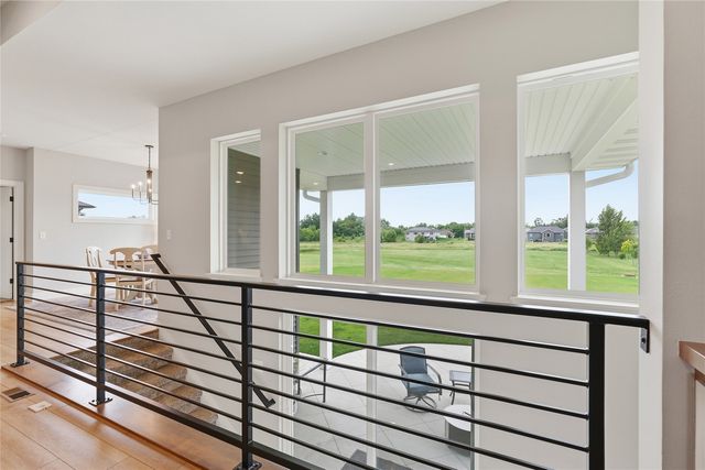3008 Prairielight Court, Hiawatha, IA 52233
