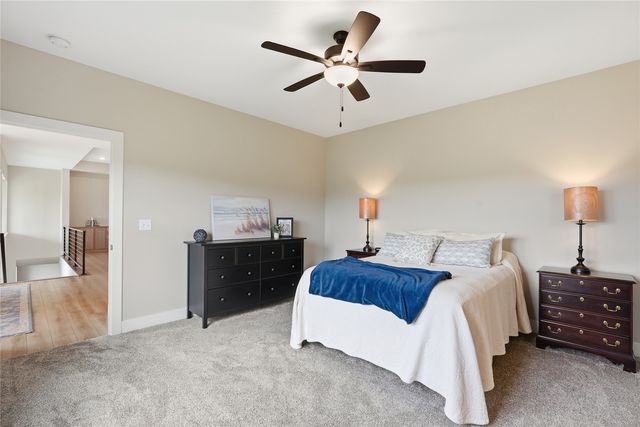 3008 Prairielight Court, Hiawatha, IA 52233