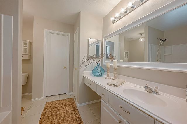 11 Yarrowdale Court, The Woodlands, TX 77382