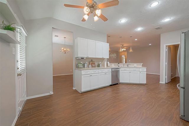 11 Yarrowdale Court, The Woodlands, TX 77382