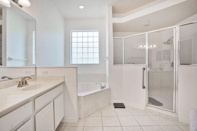 1207 LEGENDARY BOULEVARD, Clermont, FL 34711