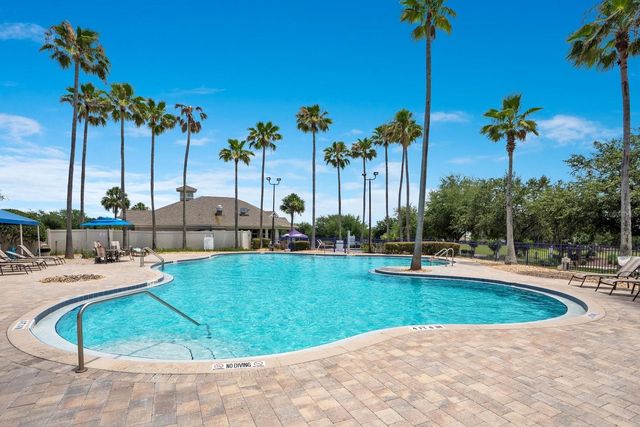 1207 LEGENDARY BOULEVARD, Clermont, FL 34711