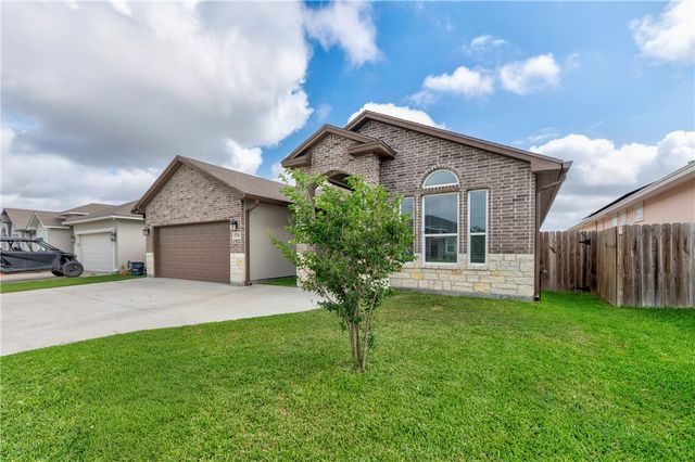 7730 Sophia Dr, Corpus Christi, TX 78414