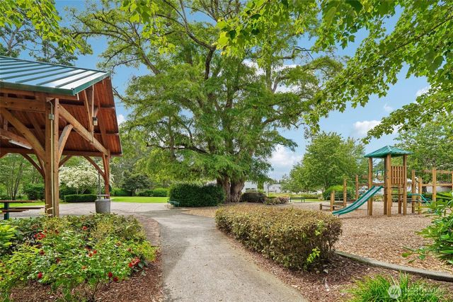 17717 16th Avenue E, Spanaway, WA 98387
