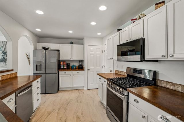 17717 16th Avenue E, Spanaway, WA 98387