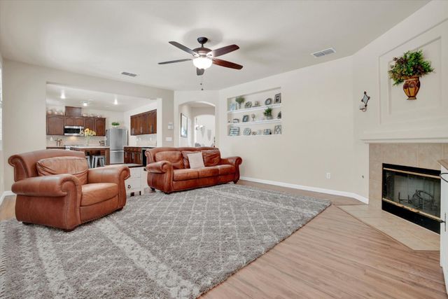 6409 Pine Meadow Cir, Stockton, CA 95219