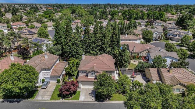 6409 Pine Meadow Cir, Stockton, CA 95219