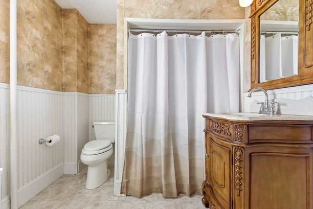 6 Highland St, Wakefield, MA 01880
