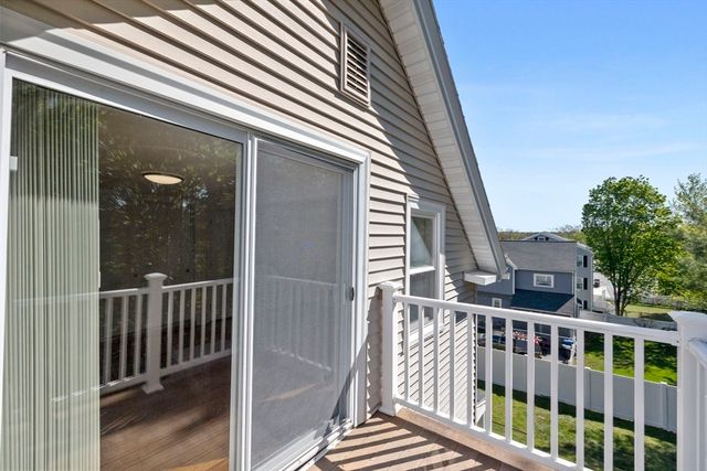 6 Highland St, Wakefield, MA 01880