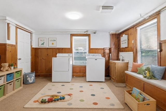 6 Highland St, Wakefield, MA 01880