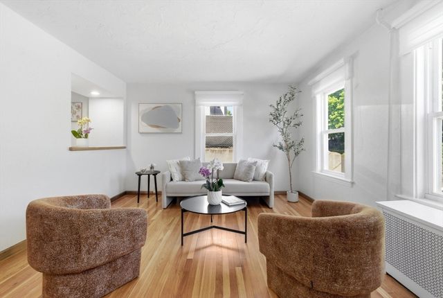 6 Highland St, Wakefield, MA 01880