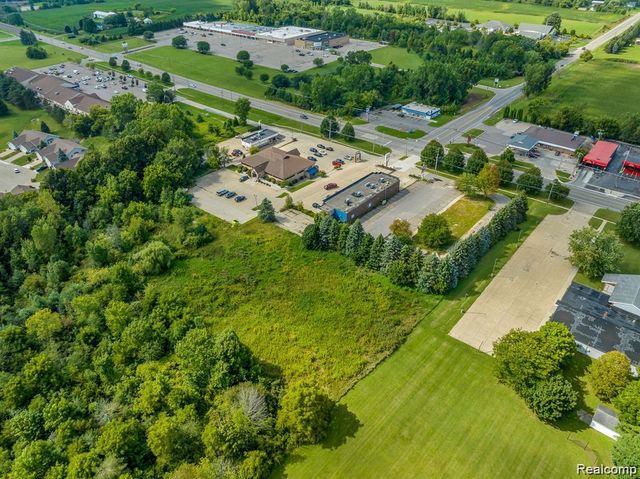 8541 Miller Road, Swartz Creek, MI 48473