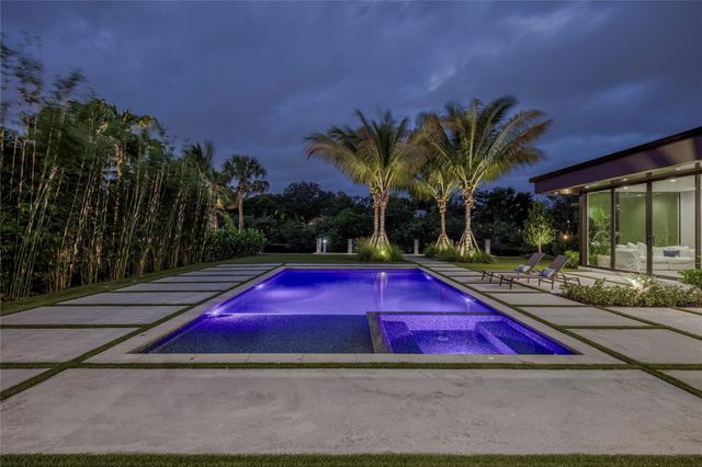 119 N Gordon Road, Fort Lauderdale, FL 33301