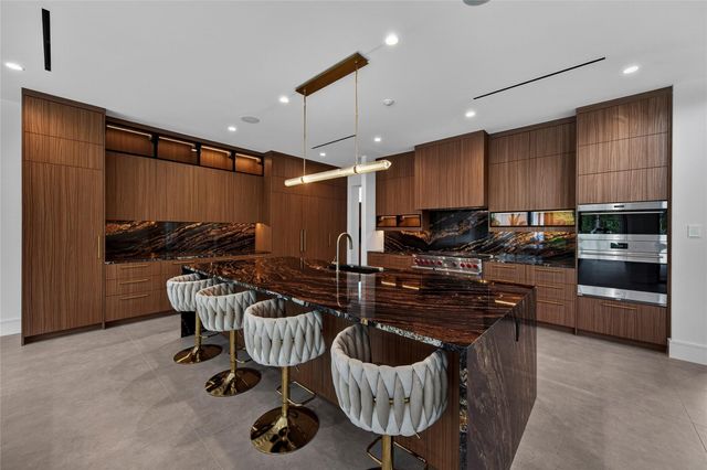 119 N Gordon Road, Fort Lauderdale, FL 33301