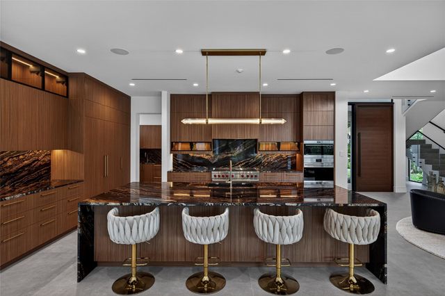 119 N Gordon Road, Fort Lauderdale, FL 33301