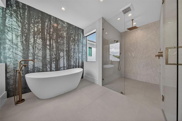 119 N Gordon Road, Fort Lauderdale, FL 33301