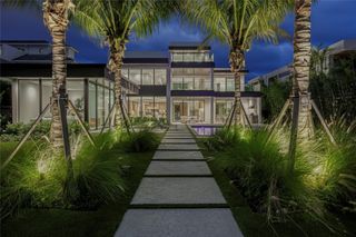 119 N Gordon Road, Fort Lauderdale, FL 33301