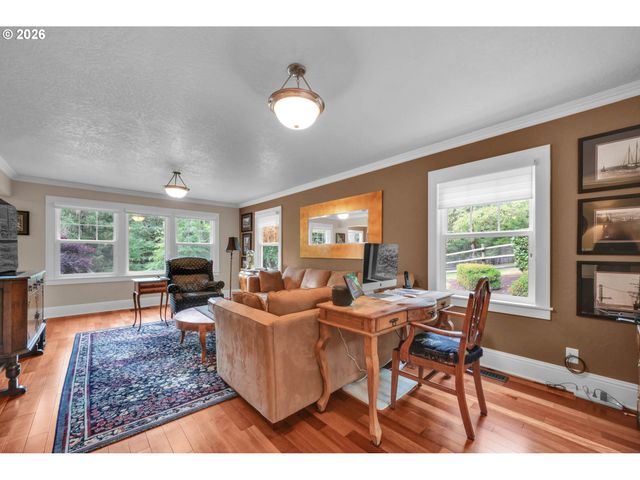 23292 BIRD HAVEN Ln, Noti, OR 97461