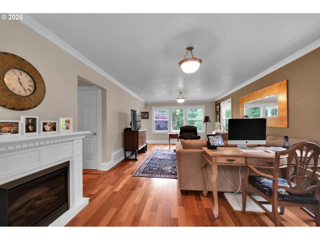 23292 BIRD HAVEN Ln, Noti, OR 97461