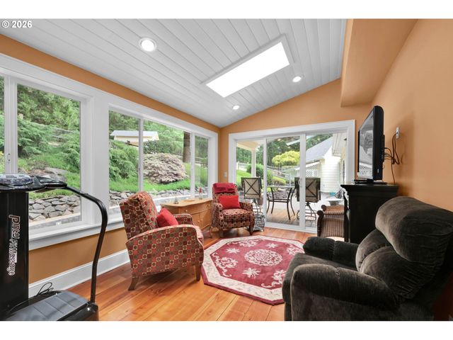 23292 BIRD HAVEN Ln, Noti, OR 97461