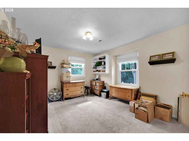 23292 BIRD HAVEN Ln, Noti, OR 97461