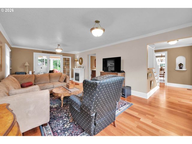 23292 BIRD HAVEN Ln, Noti, OR 97461