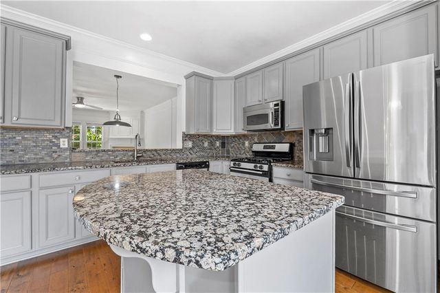 2844 Loftview Square, Atlanta, GA 30339