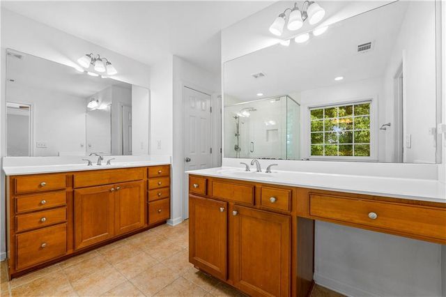 2844 Loftview Square, Atlanta, GA 30339