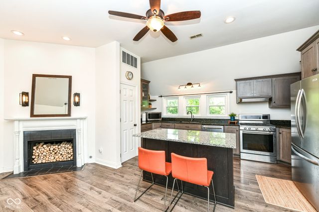 7320 Highland Road, Indianapolis, IN 46268