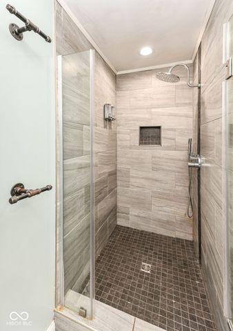 7320 Highland Road, Indianapolis, IN 46268