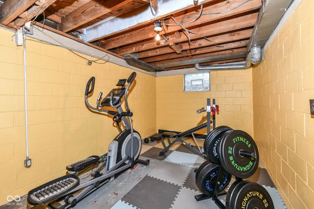 7320 Highland Road, Indianapolis, IN 46268