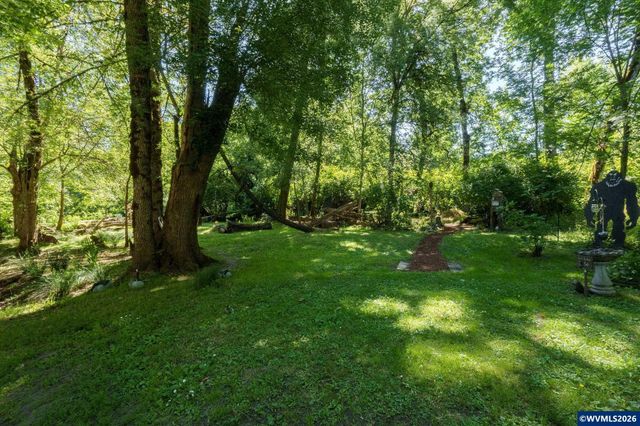 1760 SW Goucher Ct, Mcminnville, OR 97128