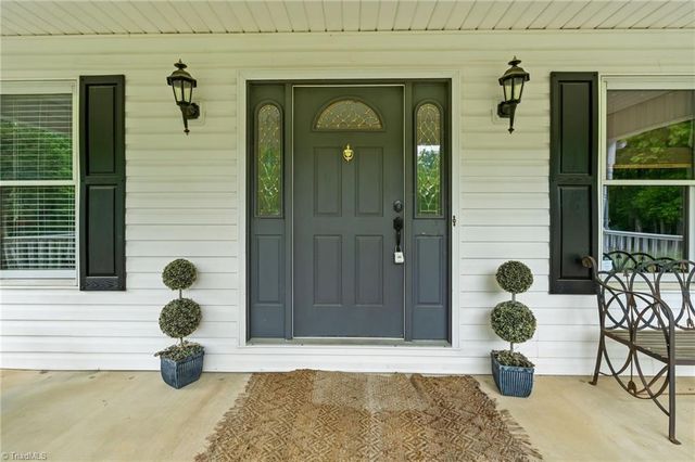 2624 Jerusalem Road, Lexington, NC 27292