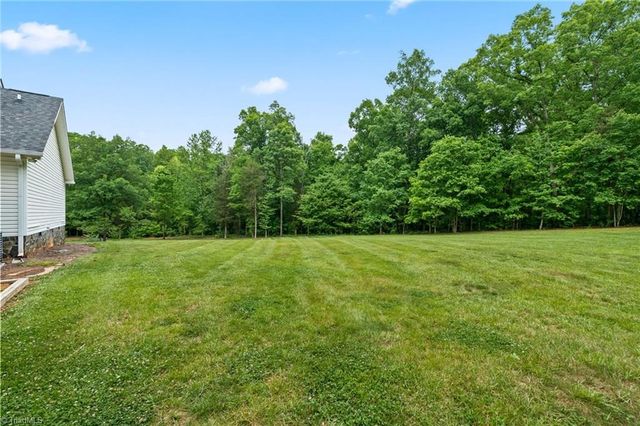 2624 Jerusalem Road, Lexington, NC 27292