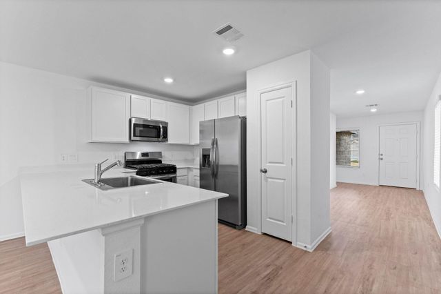 318 Harbor Bend Court, Willis, TX 77378