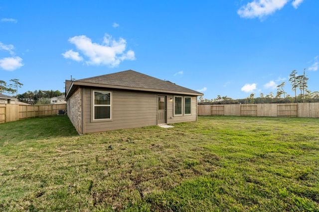 318 Harbor Bend Court, Willis, TX 77378